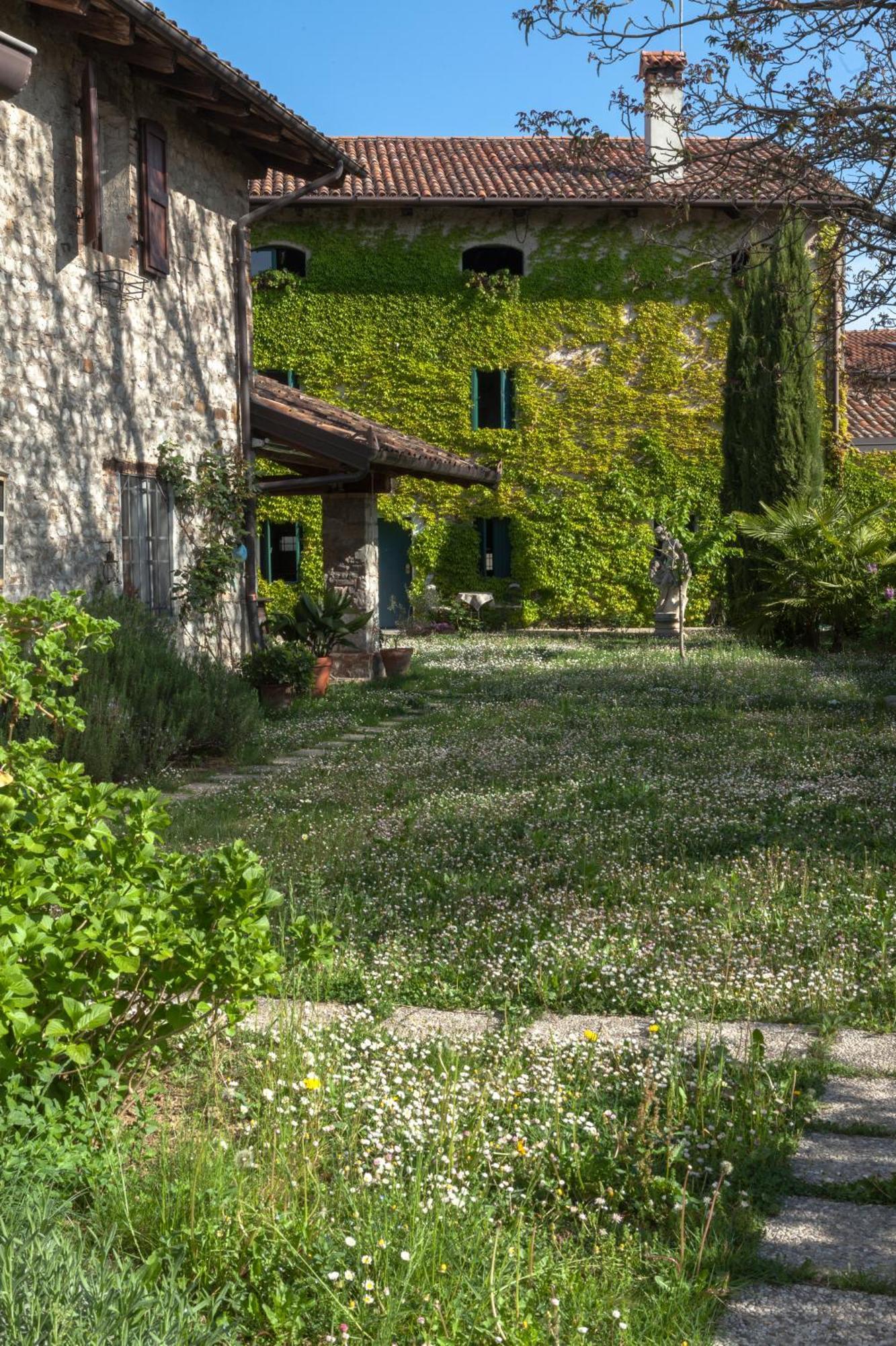 B&B La Casa Del Sole Manzano Dış mekan fotoğraf